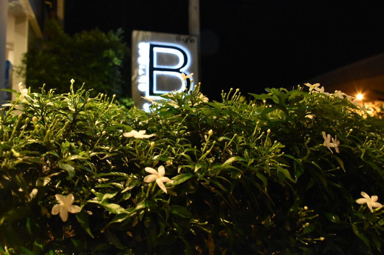 B Boutique Residence Surat Thani Eksteriør billede