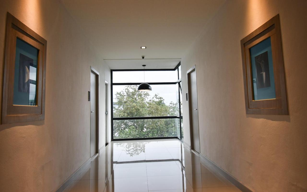 B Boutique Residence Surat Thani Eksteriør billede